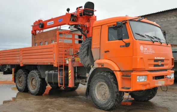 manipulyators-kamaz-vezdehod