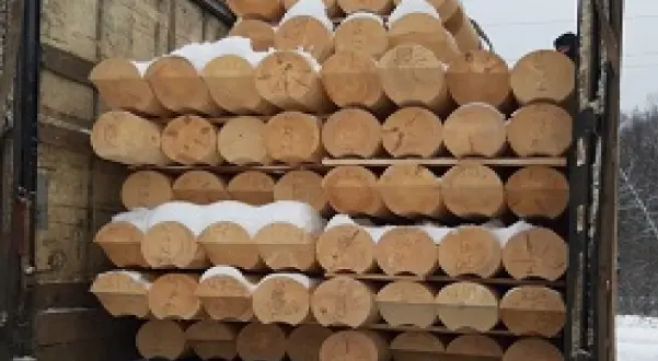 vygruzka-palletov-s-penoblokami